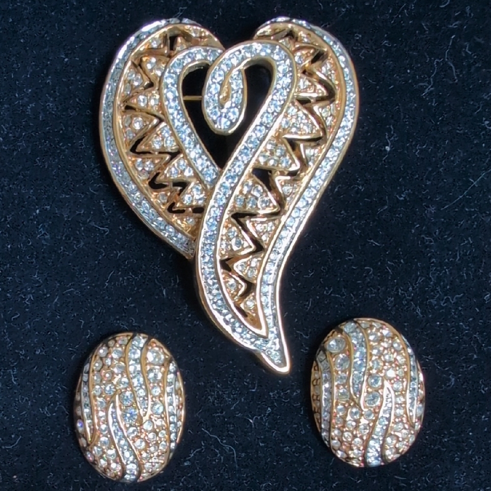 Elegant Gold and Silver Heart Jewelry Set